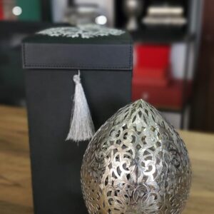 Luminaire en Cuivre Argenté - Décoration Marocaine Élégante avec Motifs Floraux